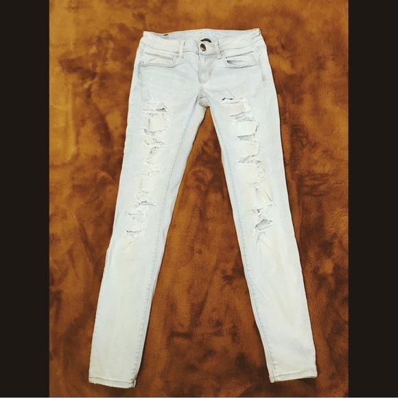 American Eagle Outfitters Denim - American Eagle • Skinny Jean
